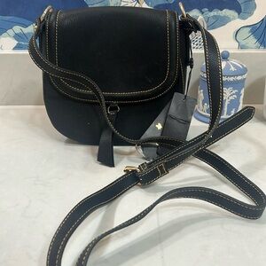 Ora Delphine black leather crossbody